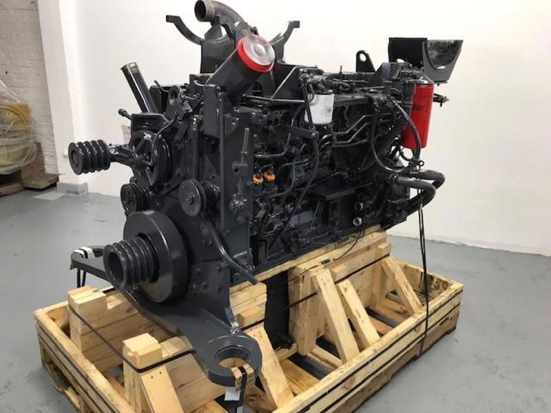 Komatsu SAA6D140E-3 Engine