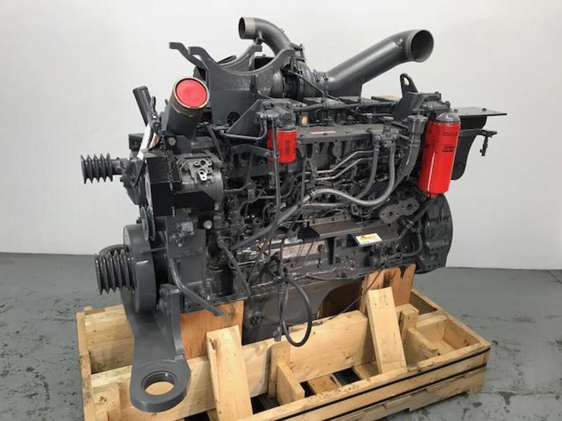 Komatsu SAA6D140E-3 Engine
