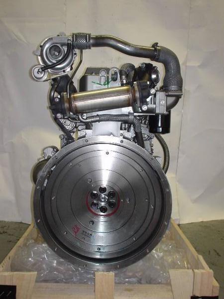 Yanmar 4TNV98T-ZGGE Engine