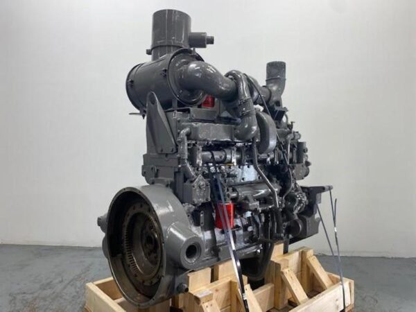 Komatsu M11-C Engine - Image 4