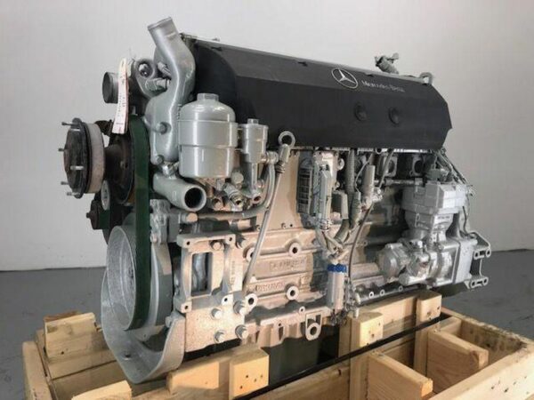 Mercedes OM906 Engine