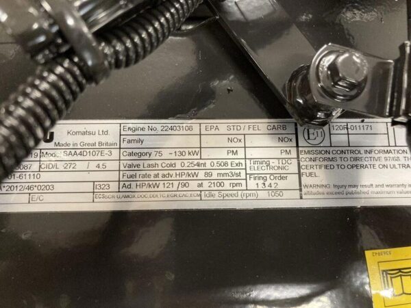 Komatsu SAA4D107E-3 Engine - Image 4