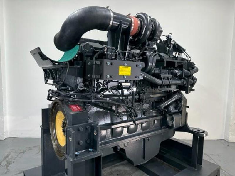 Komatsu SAA6D170E-5 Engine