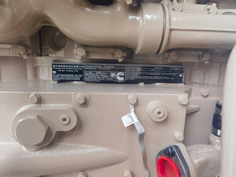 Cummins KTA19 Engine