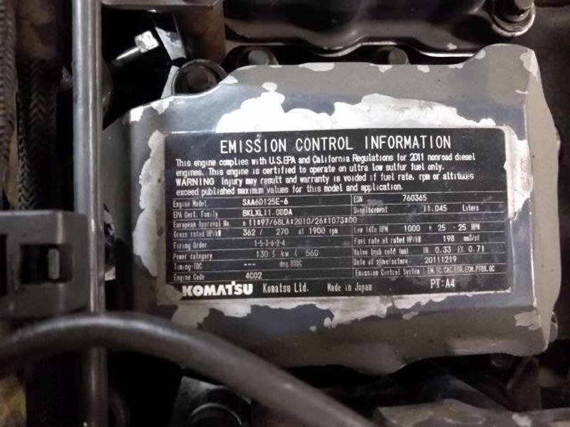 Komatsu SAA6D125E-6 Engine