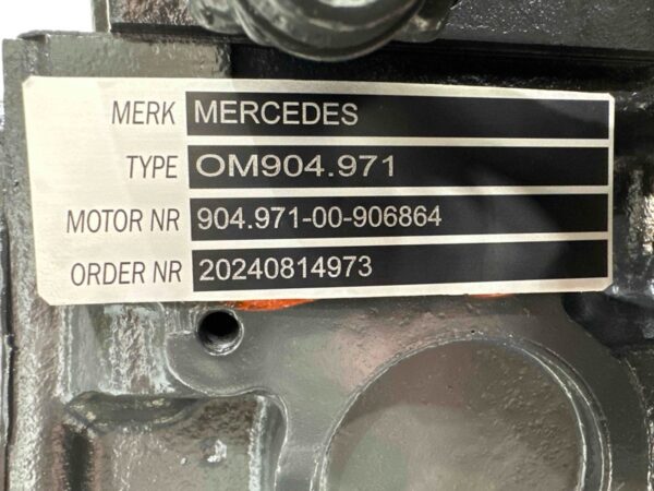 Mercedes OM904 Engine