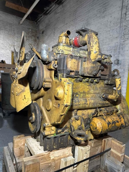 Caterpillar 3204DI Engine
