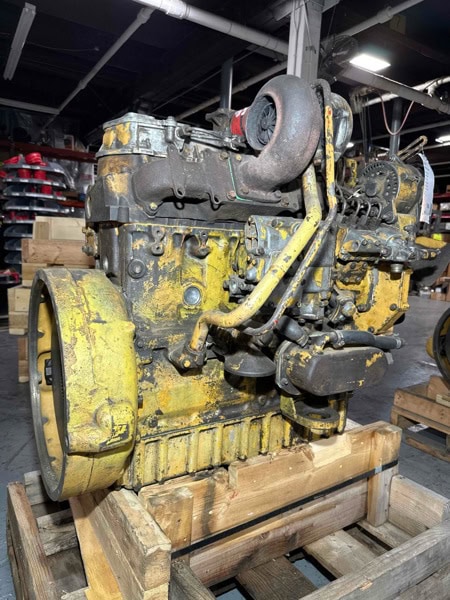 Caterpillar 3204DI Engine