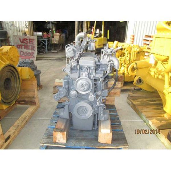 Komatsu SAA6D107E-1 Engine